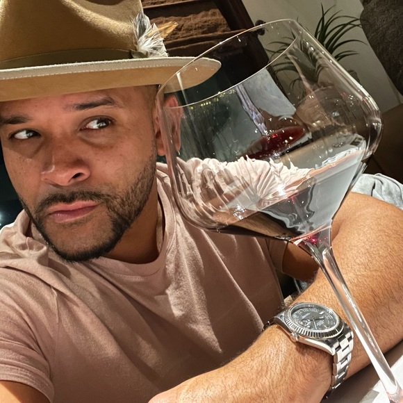 Meet your Posher, Richard - Picture 2 of 6